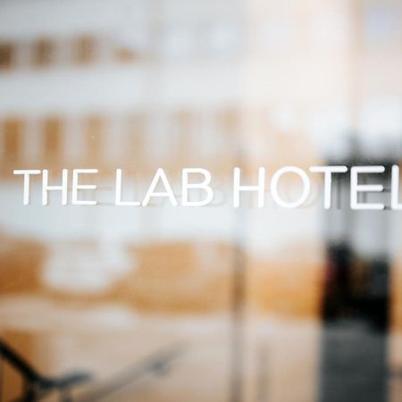 The Lab Hotel Solna Buitenkant foto